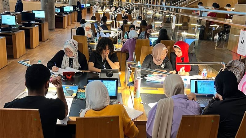 طلاب الثانوية العامة