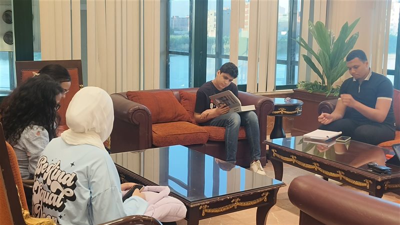 مذاكرة طلاب الثانوية