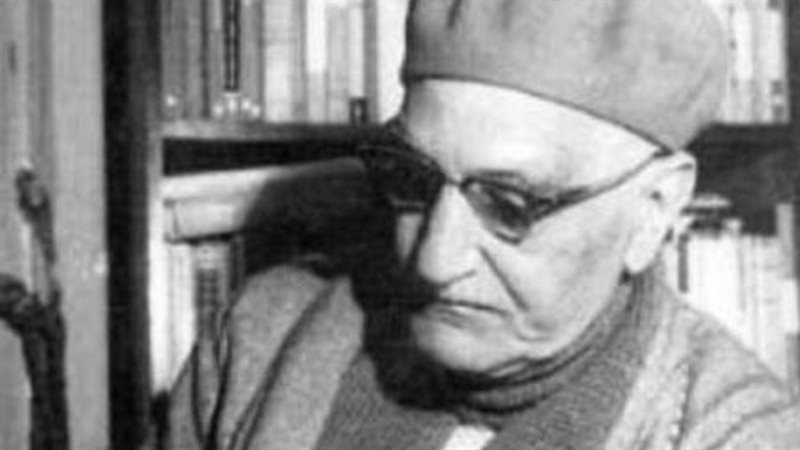الاديب عباس محمود