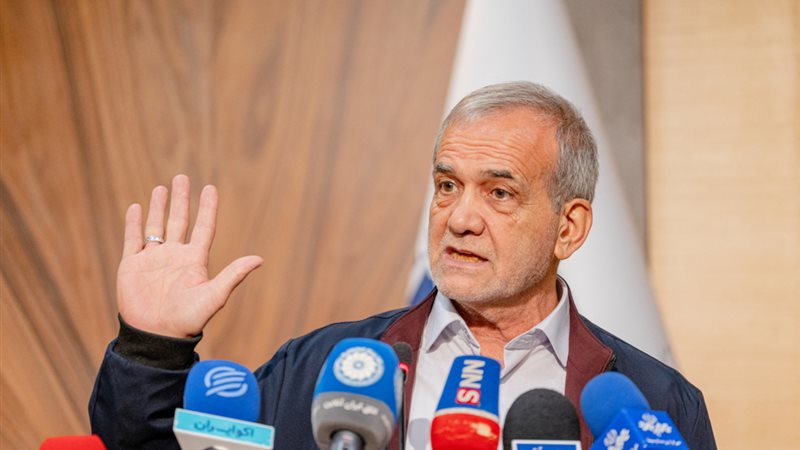 الرئيس الإيراني مسعود