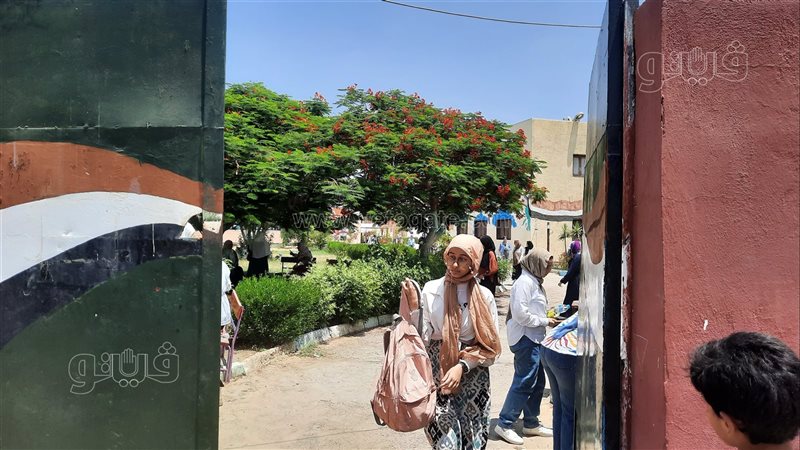 خروج طلاب الثانوية