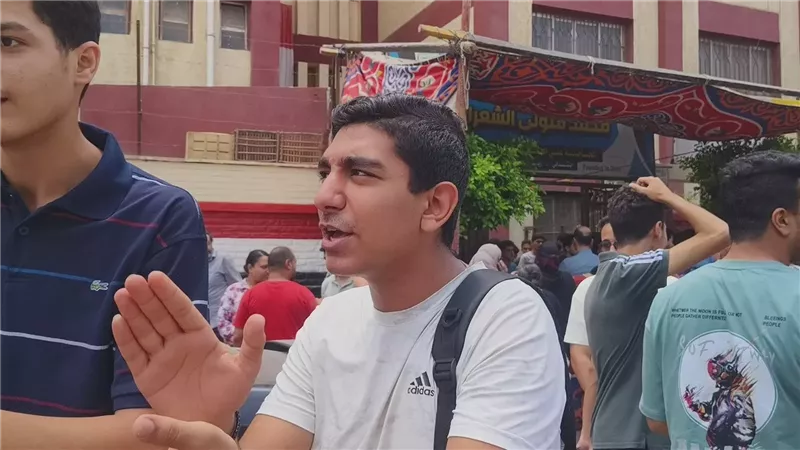 طلاب الثانوية العامة