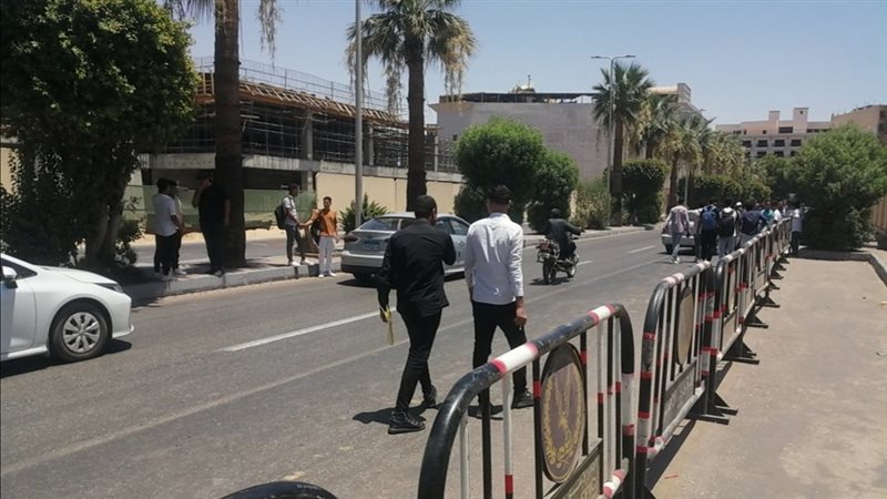 امتحانات الفيزياء
