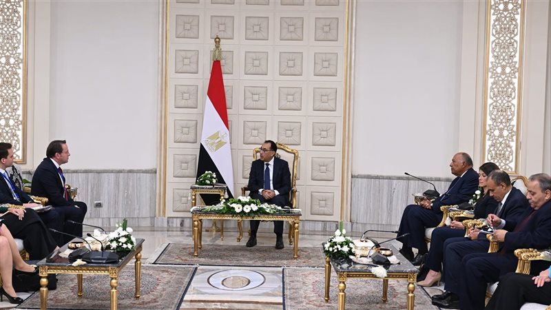 رئيس مجلس الوزراء،