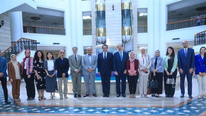 د.خالد عبدالغفار،