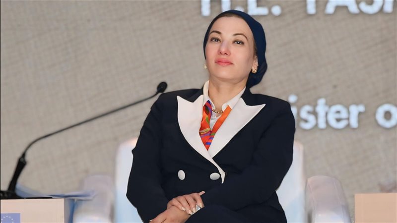 وزيرة البيئة،فيتو