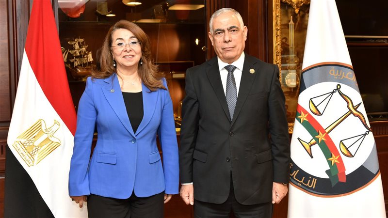 النائب العام يستقبل