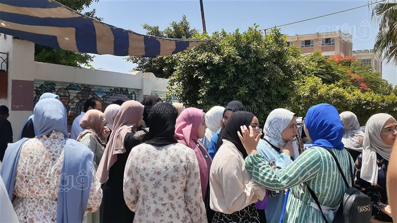 طلاب الثانوية العامة،