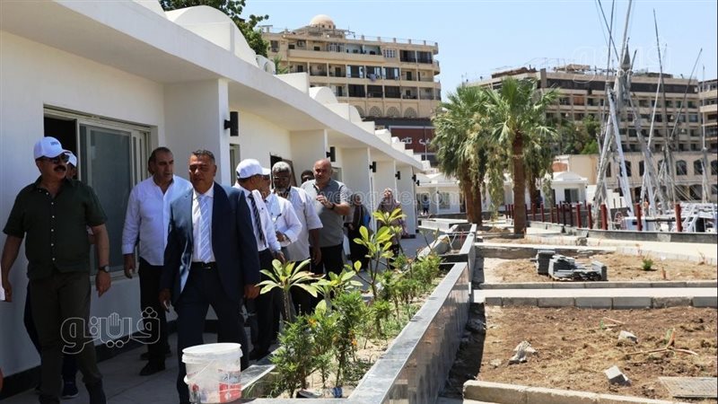 جولة تفقدية لمحافظ