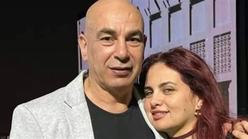 حسام حسن وزوجته،