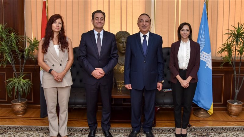 محافظ الإسكندرية