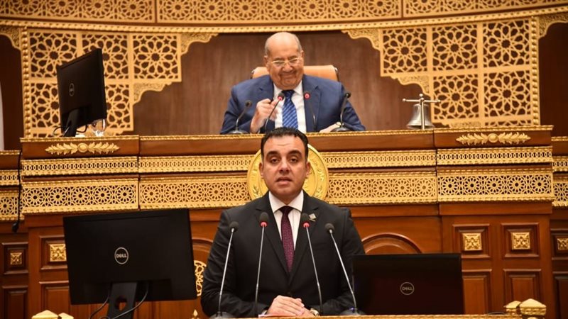 مناقشة ملف الري الحديث،فيتو