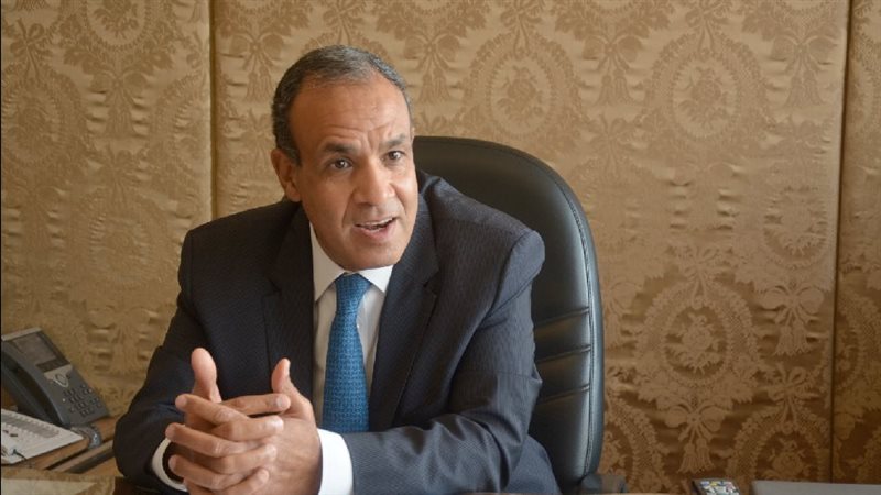 الدكتور بدر عبد العاطي
