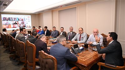 أول اجتماع بعد تجديد الثقة، أشرف صبحي يتابع استعدادات إطلاق 