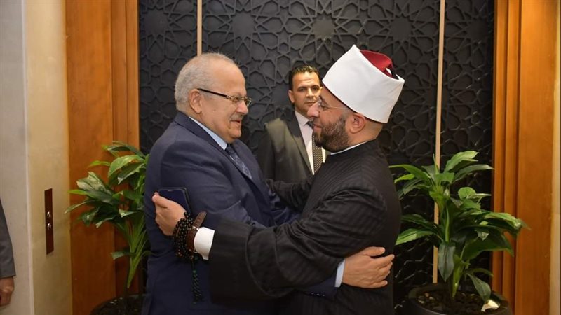 وزير الأوقاف ورئيس