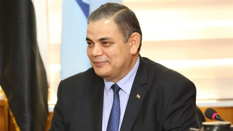 الدكتور عبد الرازق