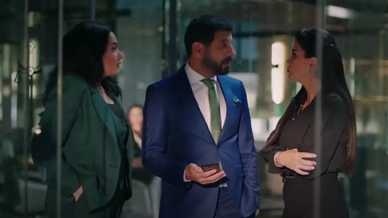 أبطال مفترق طرق،