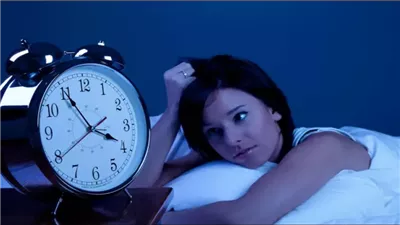 احذروا من وضع التلفزيون بغرفة النوم، طبيبة نفسية تشرح الأسباب 