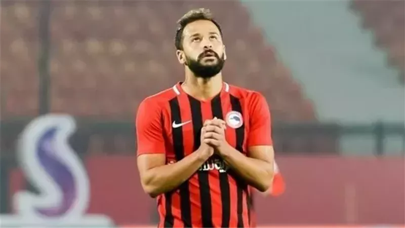 احمد رفعت، فيتو