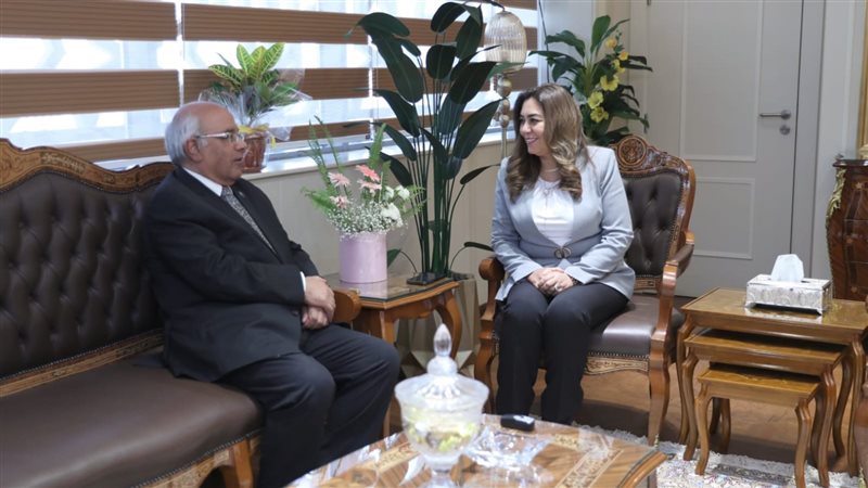 وزيرة التنمية المحلية،