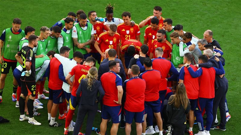 منتخب إسبانيا، فيتو
