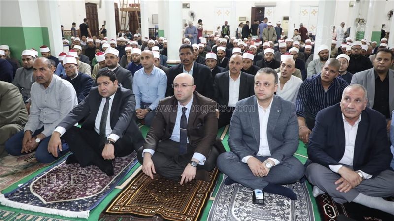 محافظ بني سويف يشهد