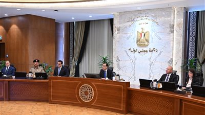 مدبولي في أول اجتماع للحكومة الجديدة: إعطاء دفعة قوية لملفات التعليم والصحة والصناعة 