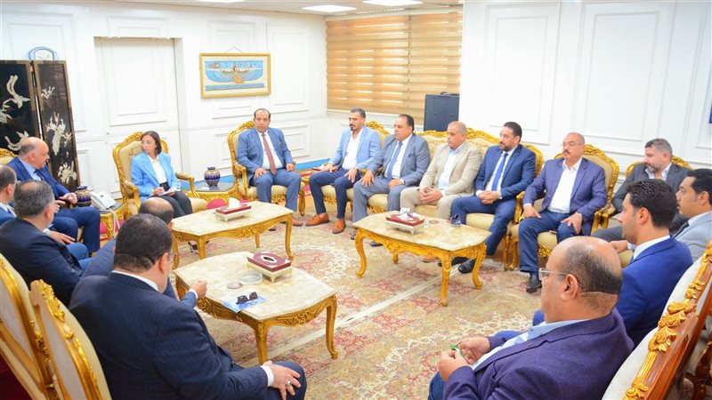 محافظ البحيرة، فيتو