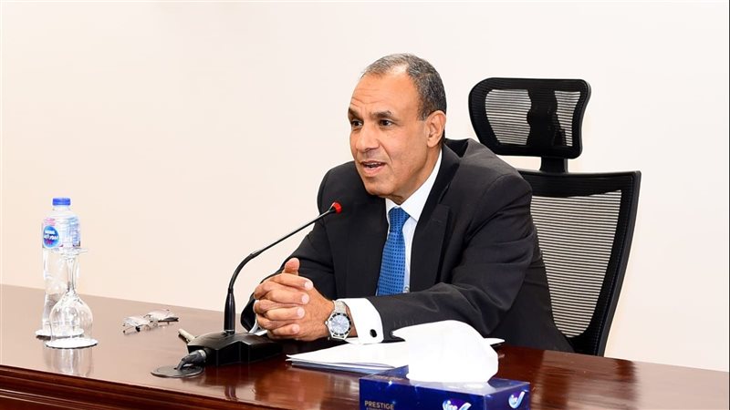 وزير الخارجية بدر
