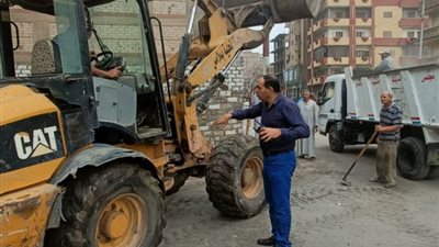 تكثيف أعمال النظافة بمحيط لجان الثانوية في الشرقية