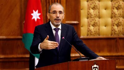 وزير الخارجية الأردني يؤكد أهمية إنهاء الأزمة السورية 
