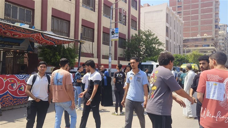 خروج طلاب الثانوية