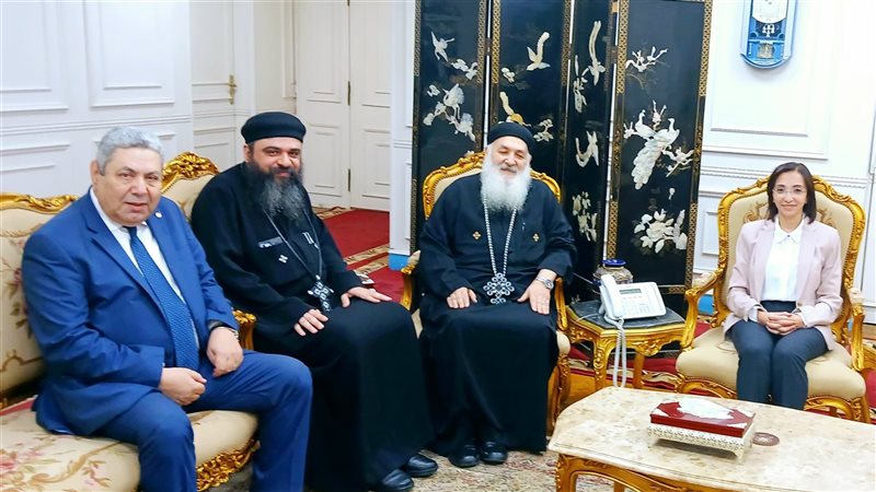 محافظ البحيرة تستقبل