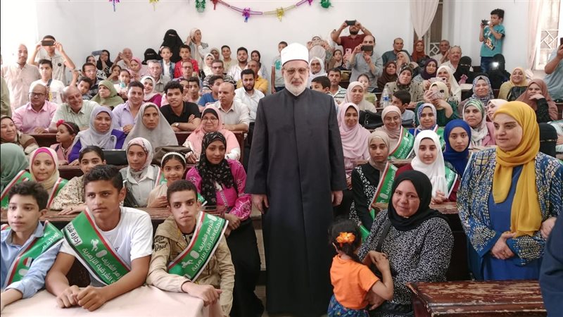 تكريم أوائل منطقة