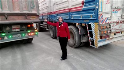 ضبط كميات ضخمة من القمح المهرب في حملة تموينية مفاجئة بالجيزة (صور)