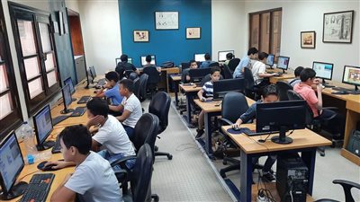 بدء محاضرات المستوى الثاني بدورات الذكاء الاصطناعي والبرمجة للأطفال بمكتبة دمنهور 