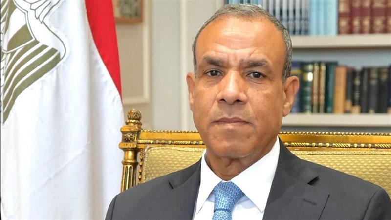 وزير الخارجية بدر