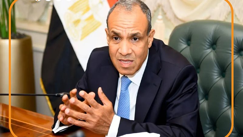 وزير الخارجية بدر