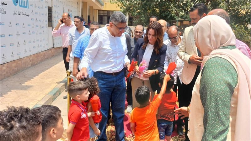 محافظ الجيزة خلال