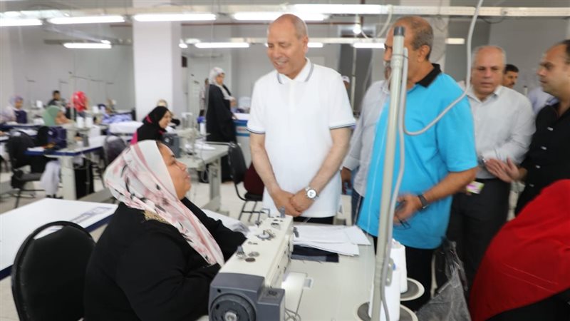 محافظ القاهرة، فيتو