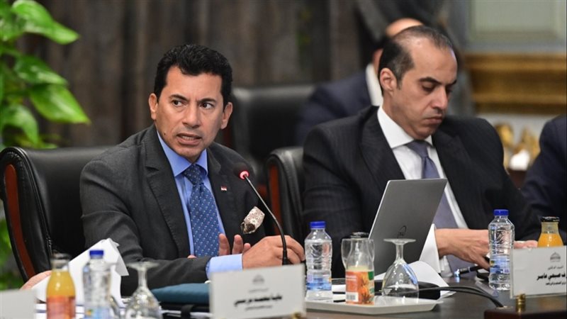 وزير الشباب بمجلس