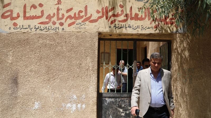 وزير الزراعة في جولة