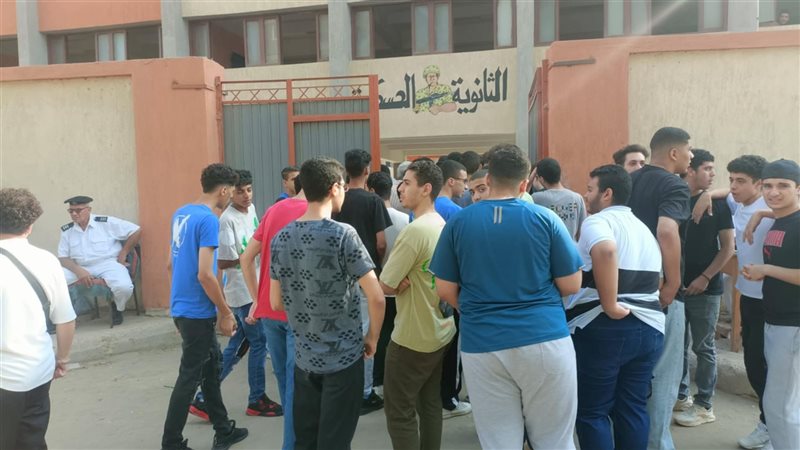 طلاب الثانوية العامة
