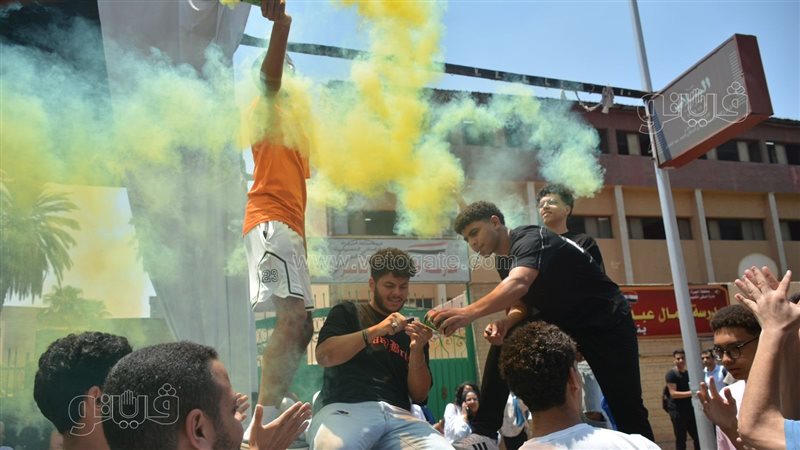 طلاب الثانوية العامة