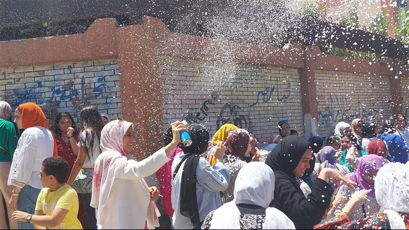 طلاب الثانوية العامة
