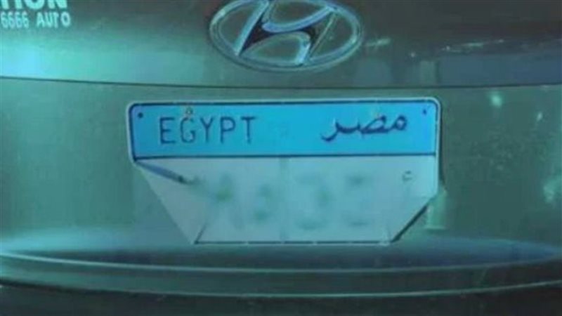 القبض على قائدى سيارتين