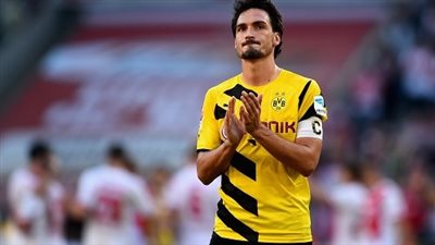 صحيفة إيطالية: بولونيا يفاوض نجم بوروسيا دورتموند