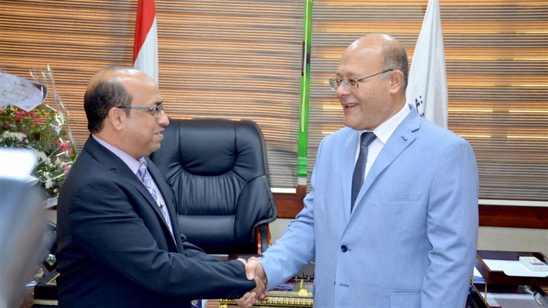 جامعة سوهاج، فيتو
