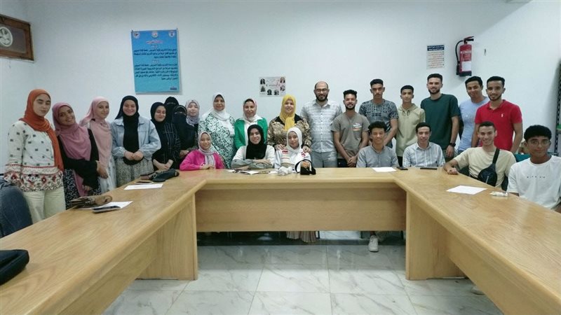 جانب من فعاليات الدورة،