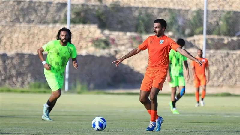 مباراة الأزمة بين